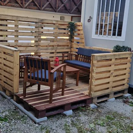 Brita Appartement Lesce (Upper Carniola)